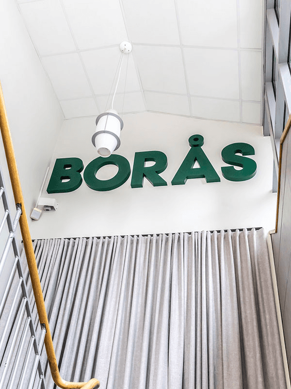 Kontakta oss